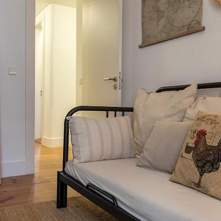 32 -lovely 2 Bedroom In Principe Real 아파트