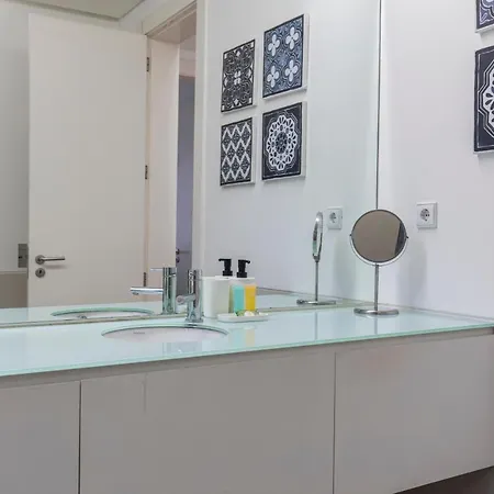 아파트 32 -lovely 2 Bedroom In Principe Real 리스본