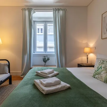 Apartment 32 -lovely 2 Bedroom In Principe Real Lisbon